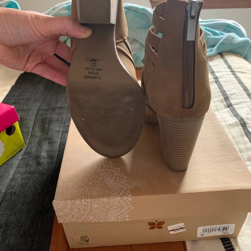 Booties - Picture 6 of 6